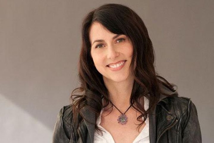 ماكينزي سكوت